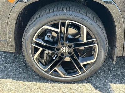 2026 Volkswagen Tiguan 2.0T SEL R-Line