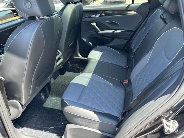 2026 Volkswagen Tiguan 2.0T SEL R-Line