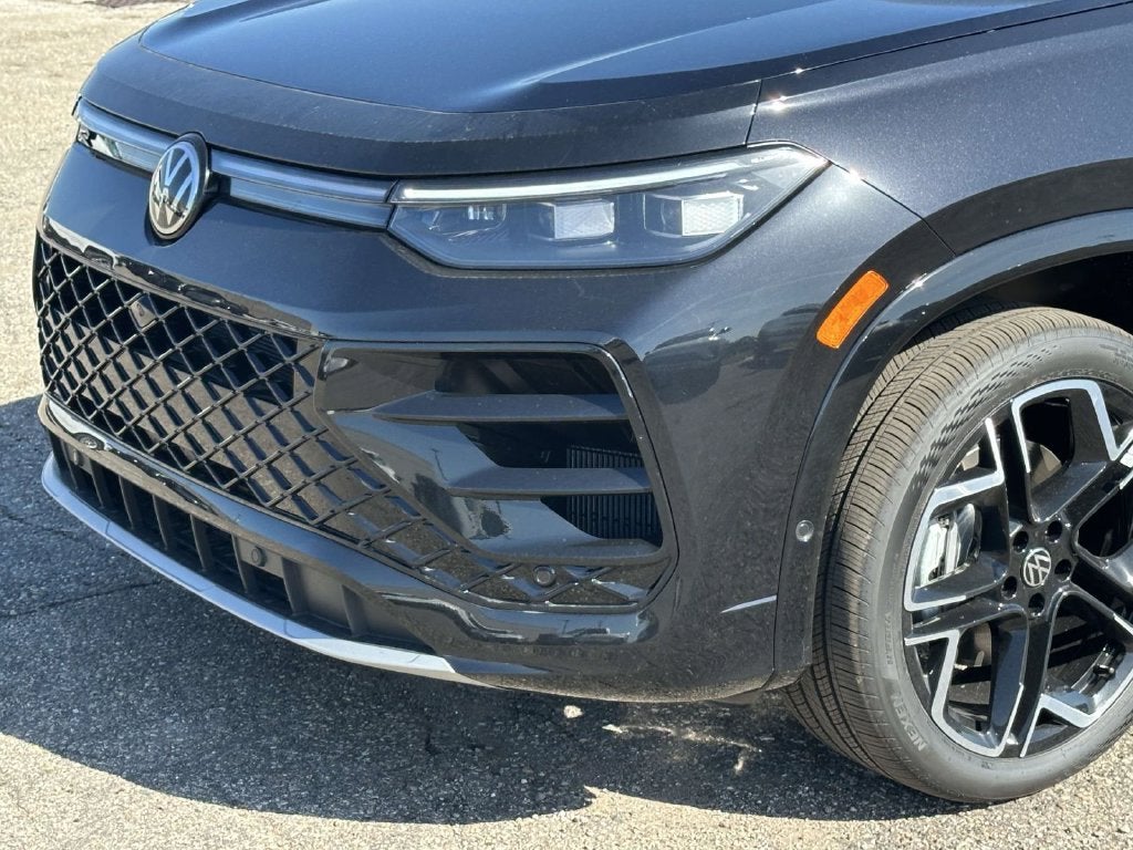 2026 Volkswagen Tiguan SEL R-Line Turbo