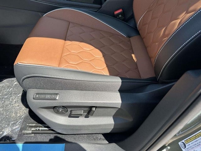 2026 Volkswagen Tiguan 2.0T SEL R-Line