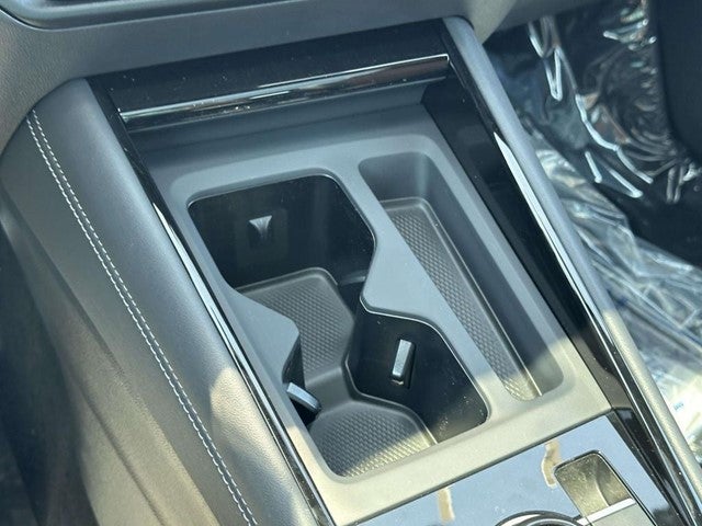2026 Volkswagen Tiguan 2.0T SEL R-Line