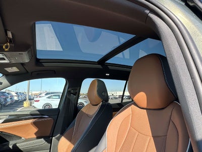 2027 Volkswagen Tiguan SEL R-Line Turbo