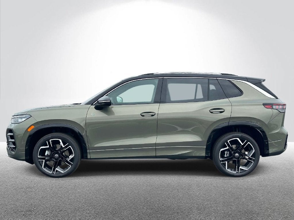 2027 Volkswagen Tiguan SEL R-Line Turbo