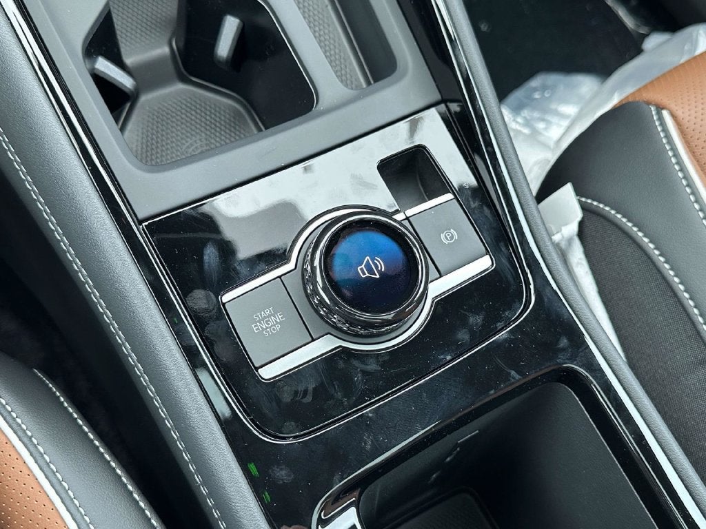 2027 Volkswagen Tiguan SEL R-Line Turbo