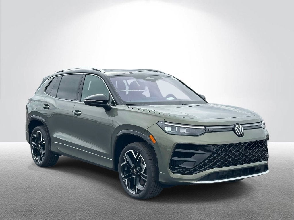 2027 Volkswagen Tiguan SEL R-Line Turbo