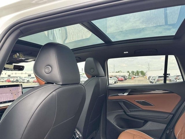 2026 Volkswagen Tiguan 2.0T SEL R-Line