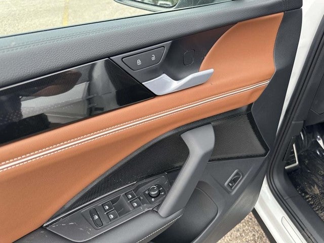 2026 Volkswagen Tiguan 2.0T SEL R-Line