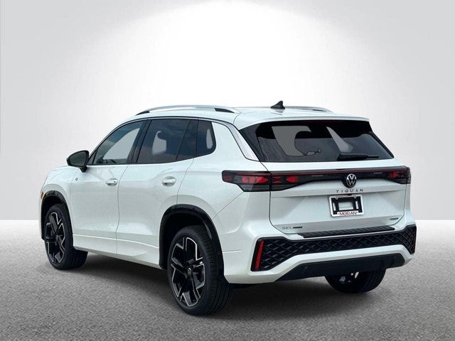 2026 Volkswagen Tiguan 2.0T SEL R-Line