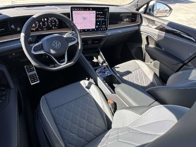 2026 Volkswagen Tiguan SEL R-Line Turbo