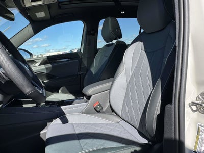 2026 Volkswagen Tiguan SEL R-Line Turbo