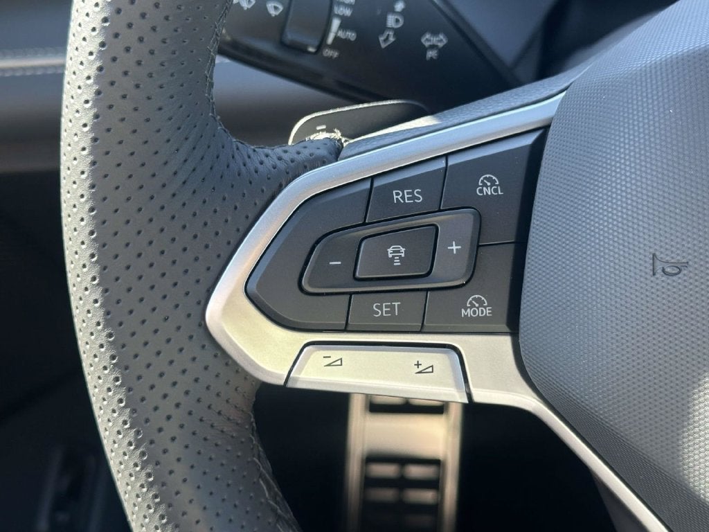 2026 Volkswagen Tiguan SEL R-Line Turbo