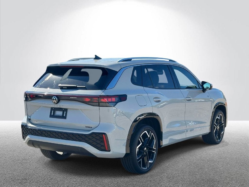 2026 Volkswagen Tiguan SEL R-Line Turbo