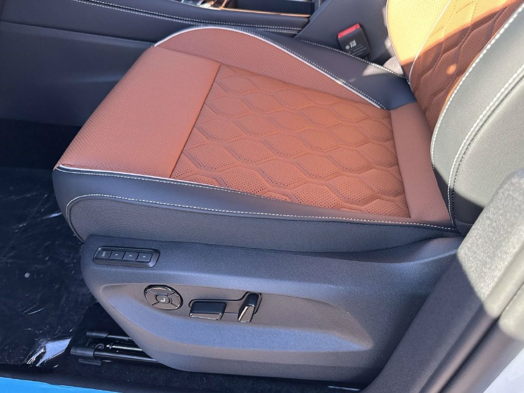 2027 Volkswagen Tiguan SEL R-Line Turbo