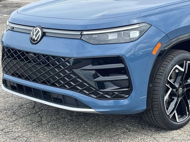 2026 Volkswagen Tiguan 2.0T SEL R-Line