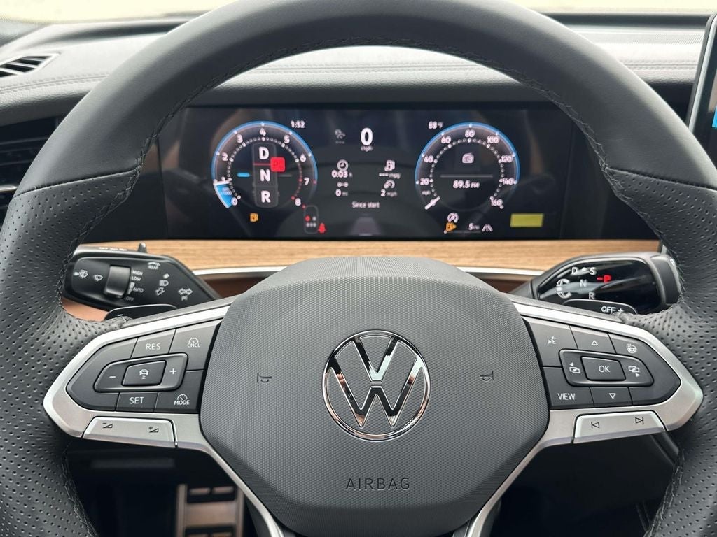 2026 Volkswagen Tiguan 2.0T SEL R-Line Turbo
