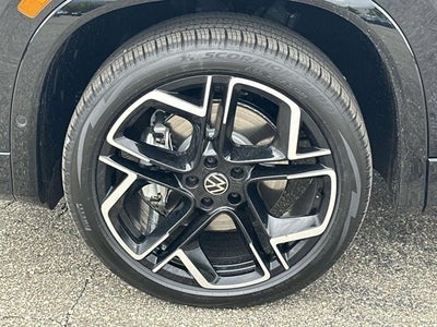 2026 Volkswagen Tiguan 2.0T SEL R-Line Turbo