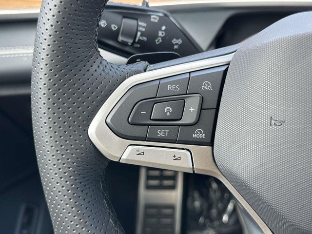 2026 Volkswagen Tiguan 2.0T SEL R-Line Turbo