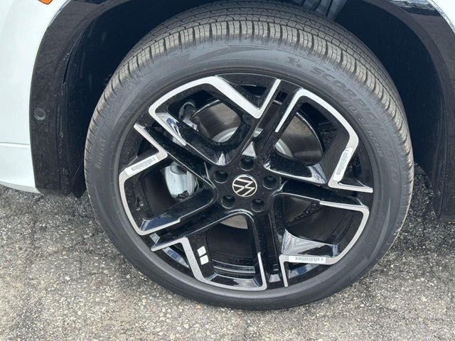 2026 Volkswagen Tiguan 2.0T SEL R-Line Turbo