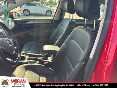2015 Volkswagen Golf TSI SE 4-Door