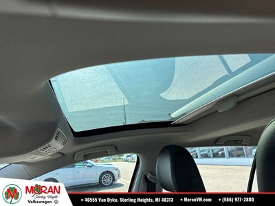 2015 Volkswagen Golf TSI SE 4-Door