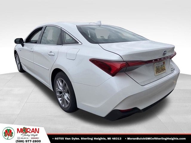 2021 Toyota Avalon Hybrid XLE Plus