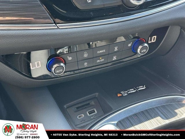 2024 Buick Enclave Essence