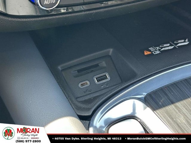 2024 Buick Enclave Essence