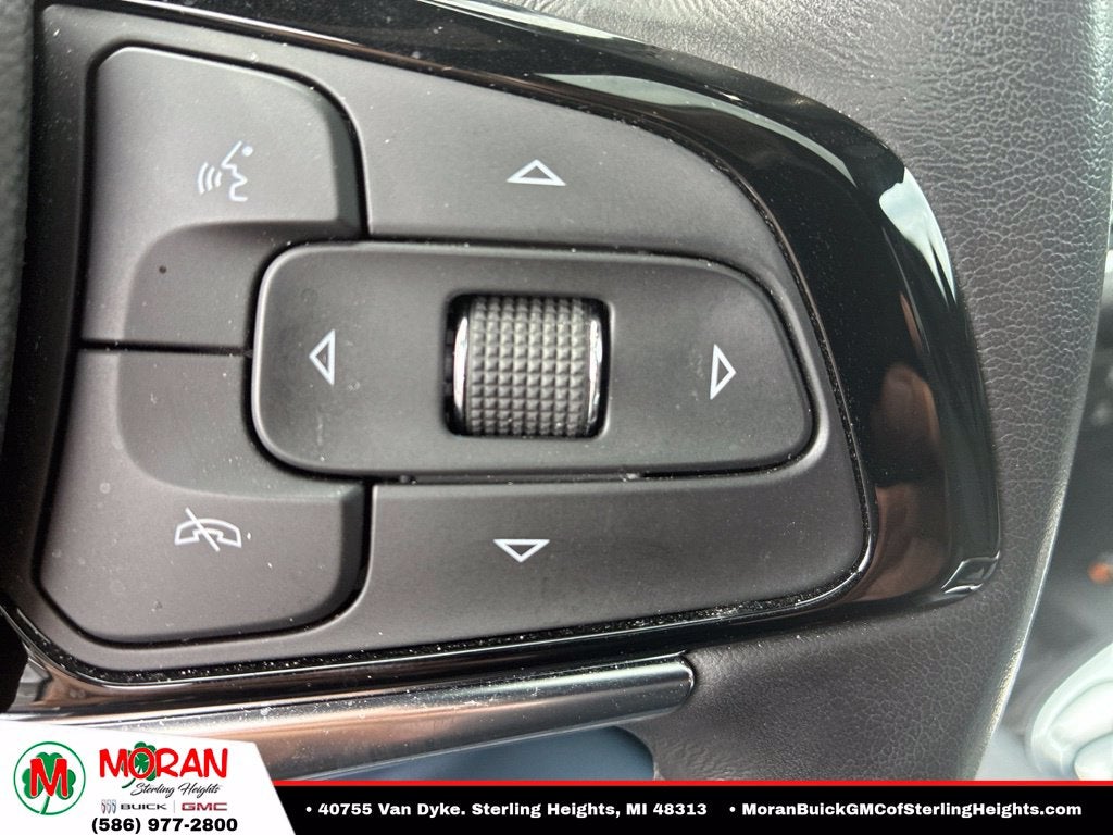 2022 Buick Enclave Essence