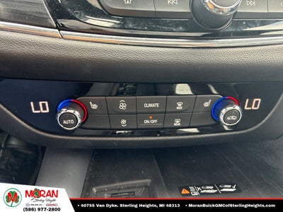 2024 Buick Enclave Essence