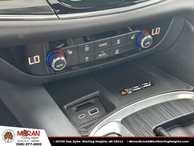 2024 Buick Enclave Essence