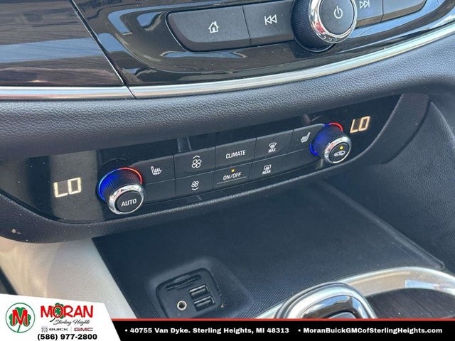 2021 Buick Enclave Essence