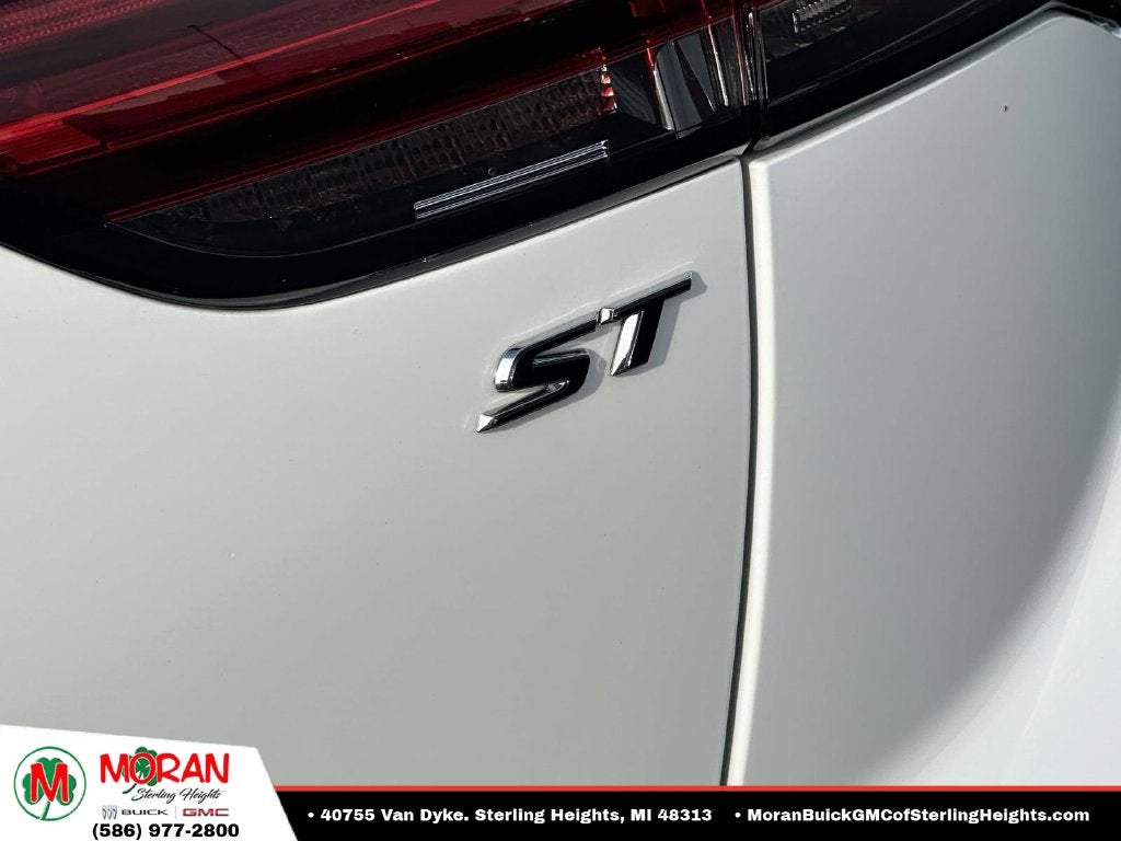 2023 Buick Envision Essence - Photo 10