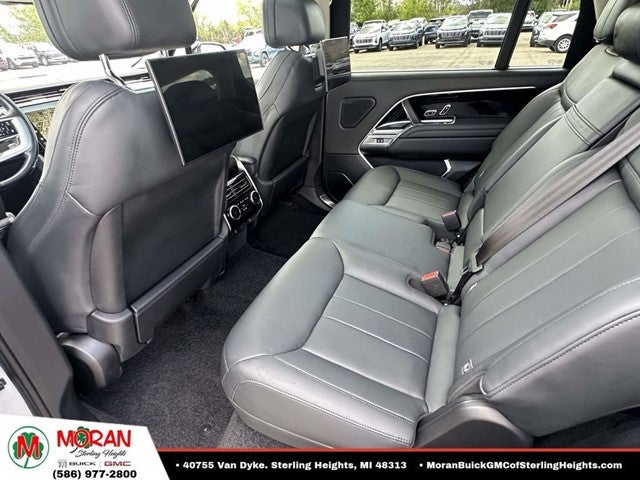 2023 Land Rover Range Rover SE