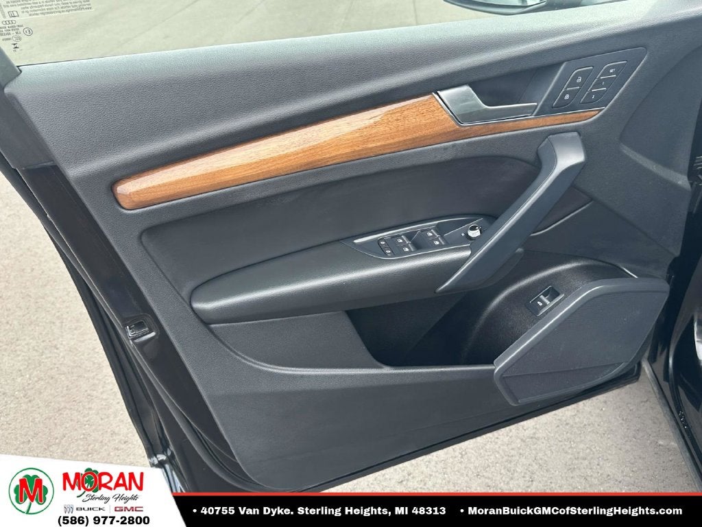 2023 Audi Q5 45 S line Premium quattro