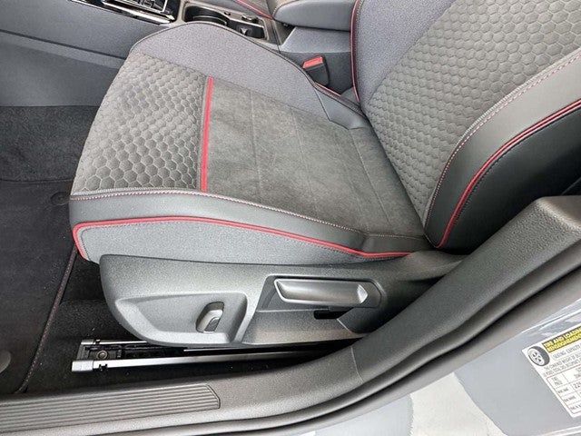 2026 Volkswagen Golf GTI 2.0T SE